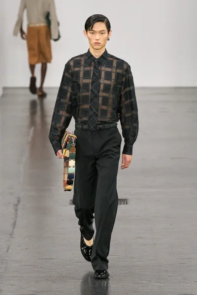 Look 57